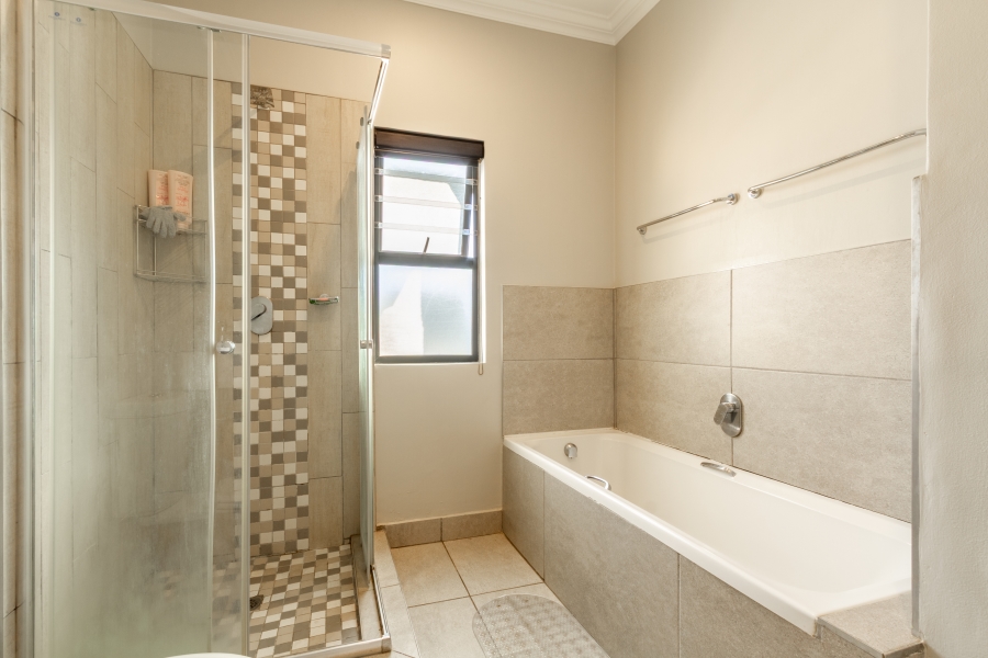 3 Bedroom Property for Sale in Equestria Gauteng