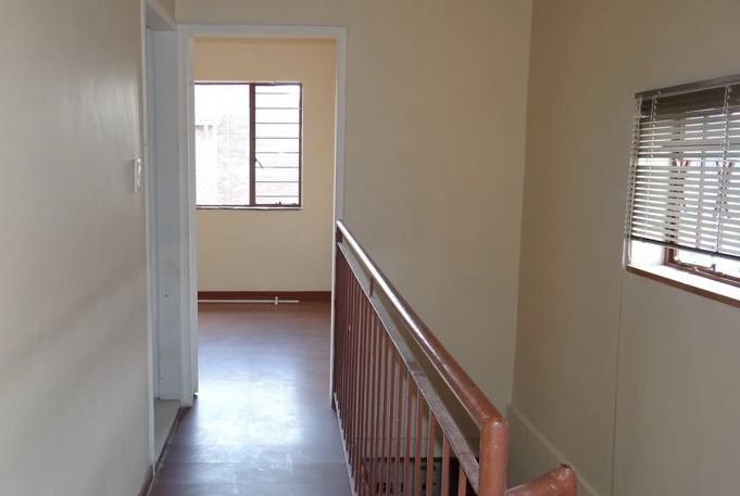 2 Bedroom Property for Sale in Fontainebleau Gauteng