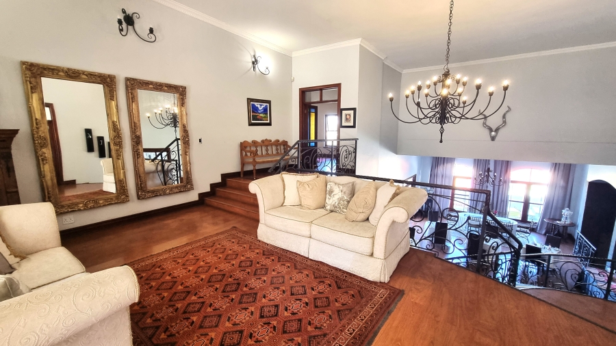 6 Bedroom Property for Sale in Waterkloof Ridge Gauteng