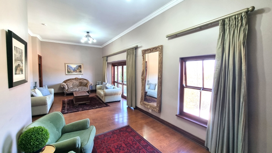 6 Bedroom Property for Sale in Waterkloof Ridge Gauteng
