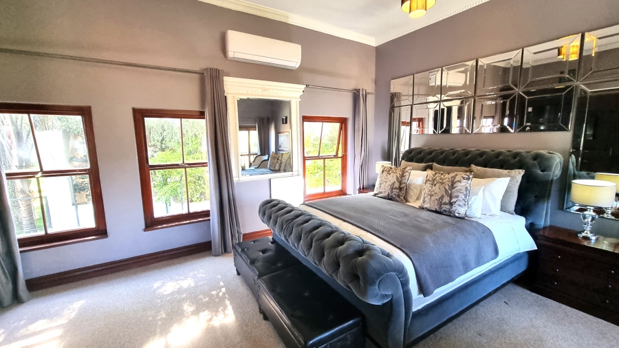 6 Bedroom Property for Sale in Waterkloof Ridge Gauteng