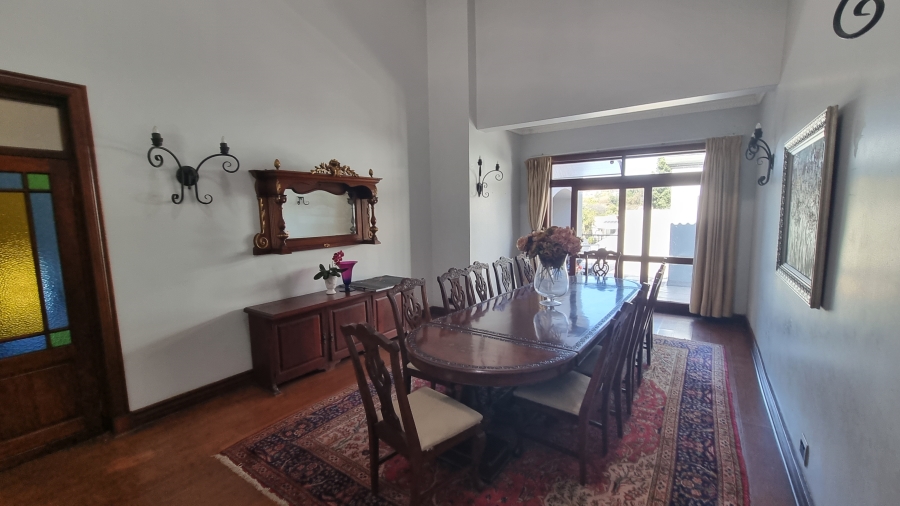 6 Bedroom Property for Sale in Waterkloof Ridge Gauteng