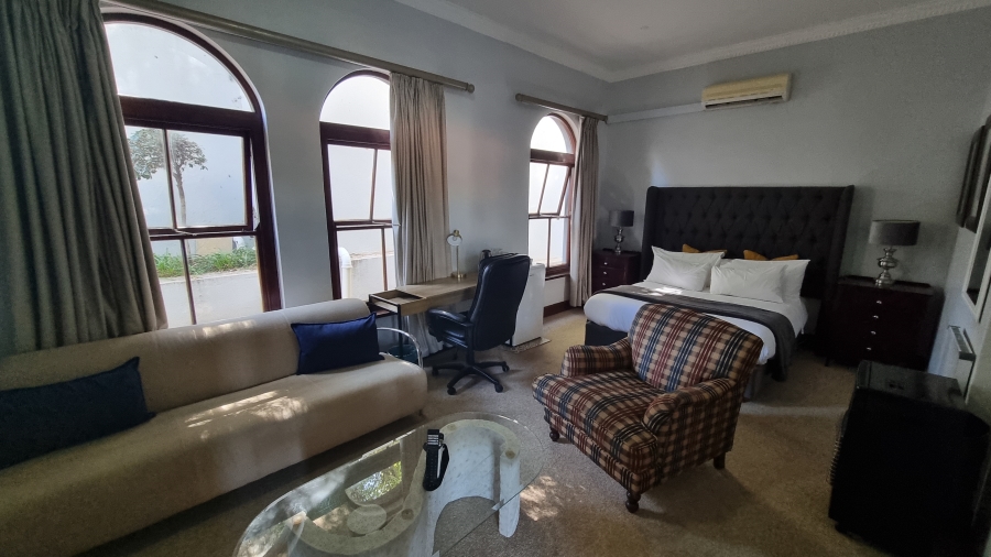6 Bedroom Property for Sale in Waterkloof Ridge Gauteng
