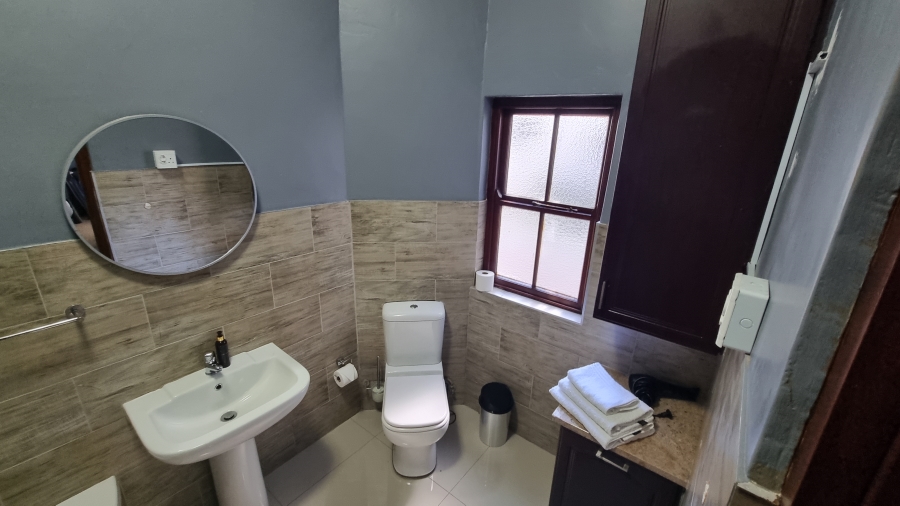 6 Bedroom Property for Sale in Waterkloof Ridge Gauteng