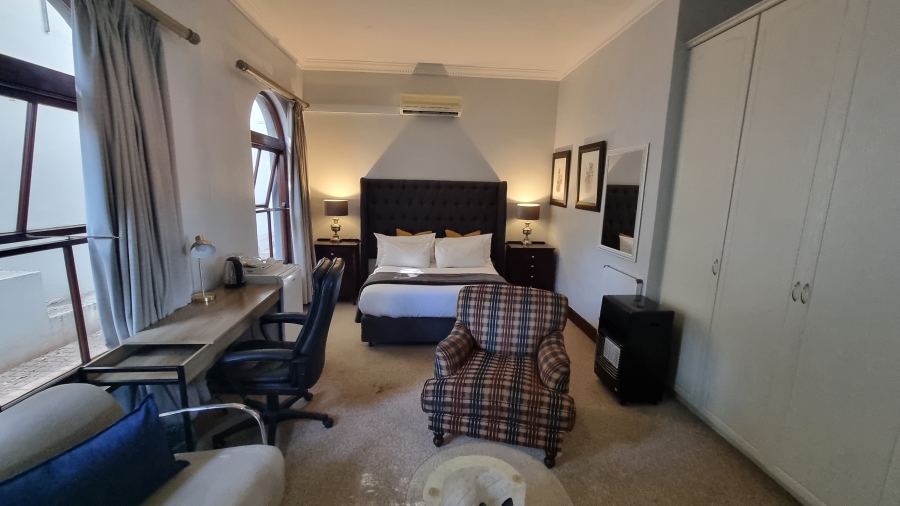 6 Bedroom Property for Sale in Waterkloof Ridge Gauteng