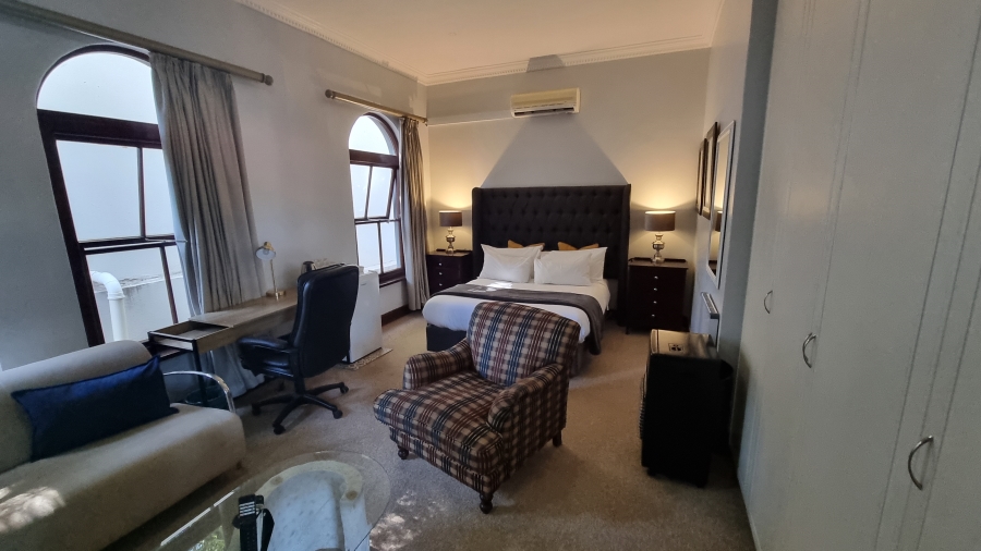 6 Bedroom Property for Sale in Waterkloof Ridge Gauteng