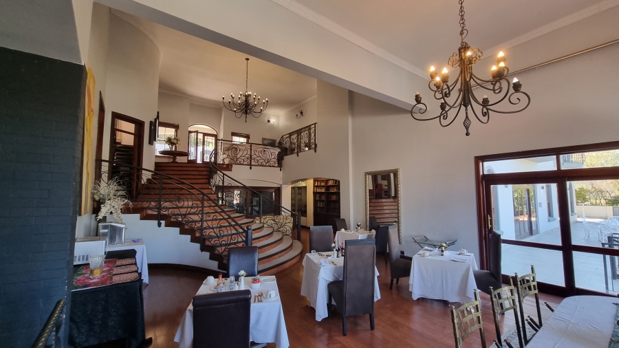 6 Bedroom Property for Sale in Waterkloof Ridge Gauteng