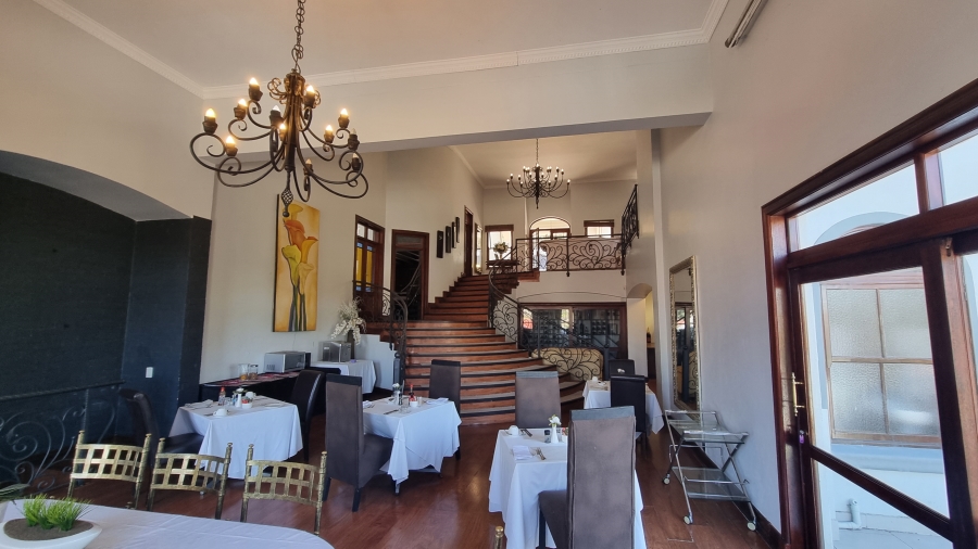 6 Bedroom Property for Sale in Waterkloof Ridge Gauteng
