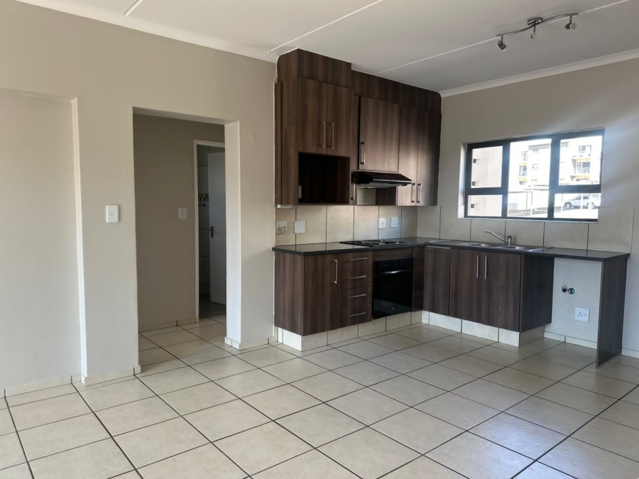 To Let 2 Bedroom Property for Rent in Barbeque Downs Gauteng