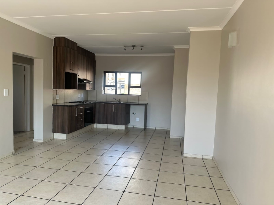 To Let 2 Bedroom Property for Rent in Barbeque Downs Gauteng