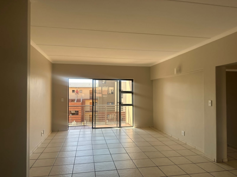 To Let 2 Bedroom Property for Rent in Barbeque Downs Gauteng