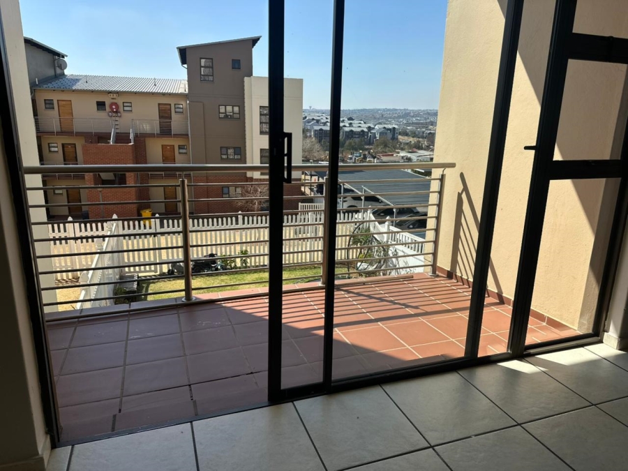 To Let 2 Bedroom Property for Rent in Barbeque Downs Gauteng