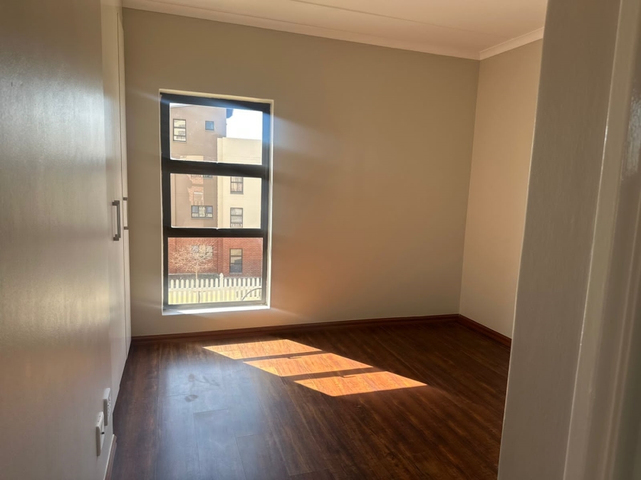 To Let 2 Bedroom Property for Rent in Barbeque Downs Gauteng