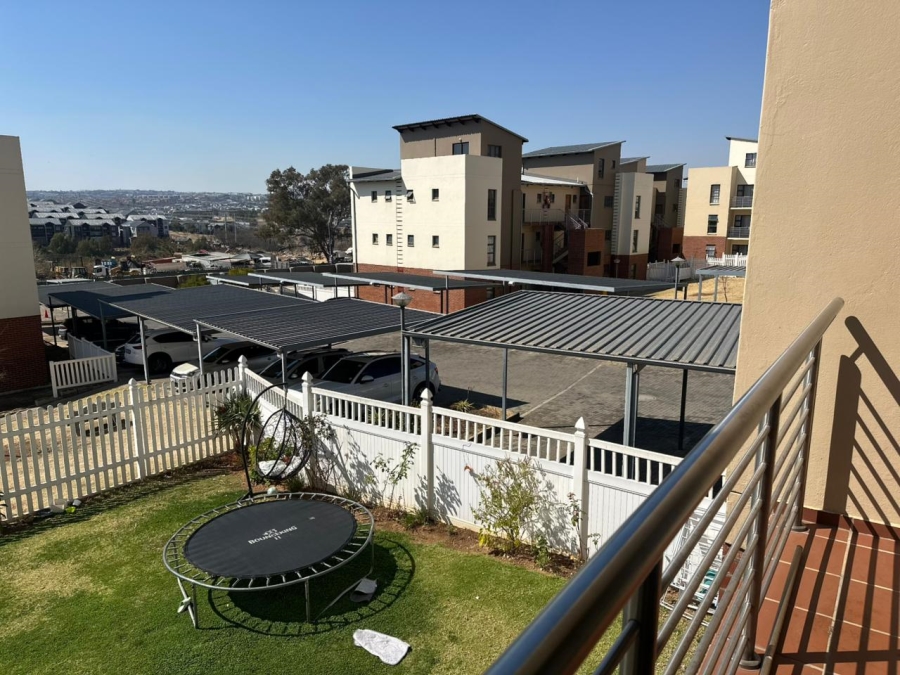 To Let 2 Bedroom Property for Rent in Barbeque Downs Gauteng