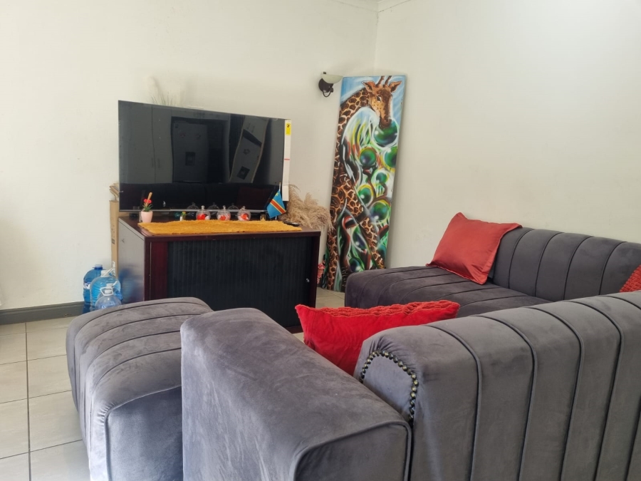 2 Bedroom Property for Sale in Edendale Gauteng