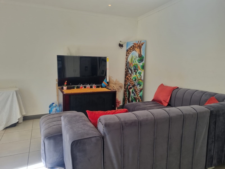 2 Bedroom Property for Sale in Edendale Gauteng