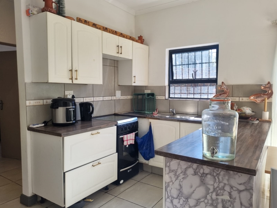 2 Bedroom Property for Sale in Edendale Gauteng