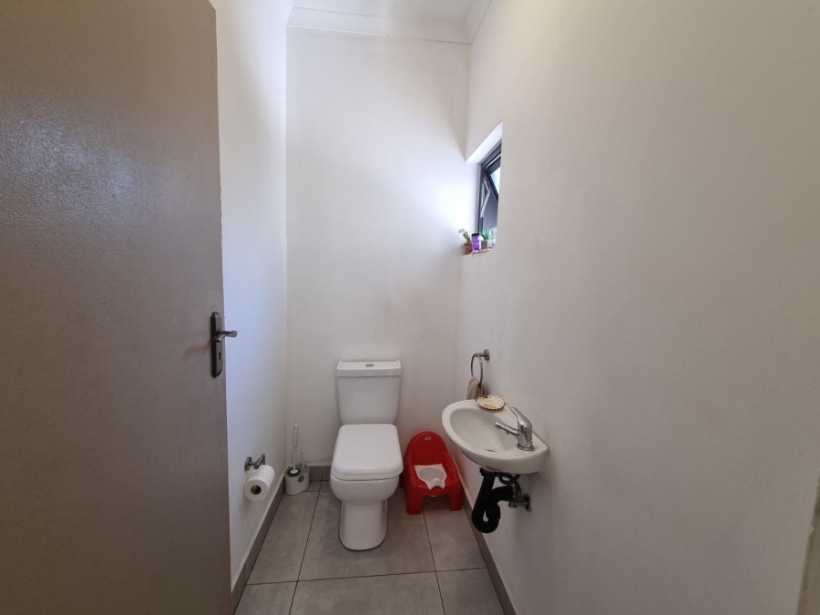 2 Bedroom Property for Sale in Edendale Gauteng