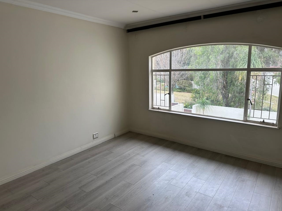 3 Bedroom Property for Sale in Strathavon Gauteng