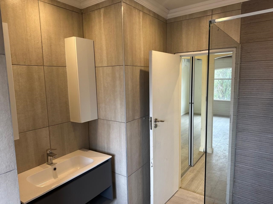 3 Bedroom Property for Sale in Strathavon Gauteng
