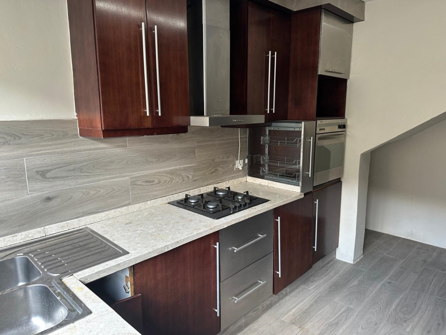3 Bedroom Property for Sale in Strathavon Gauteng