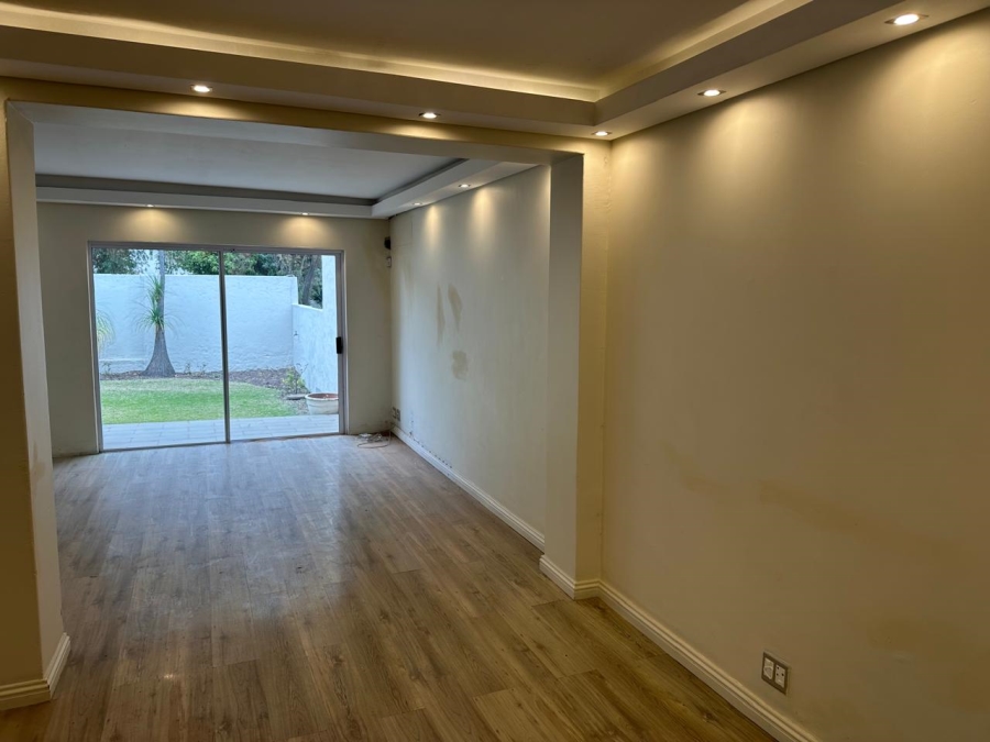 3 Bedroom Property for Sale in Strathavon Gauteng