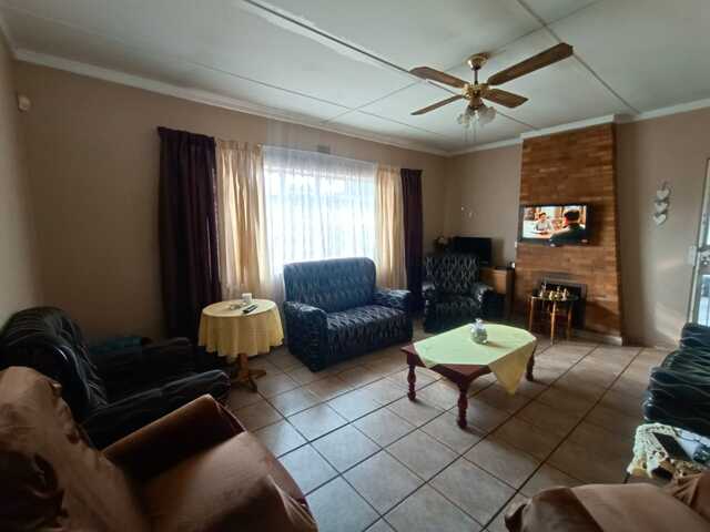 3 Bedroom Property for Sale in Vanderbijlpark SW 5 Gauteng