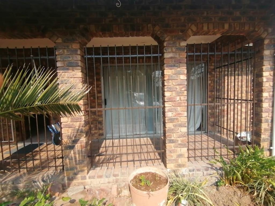 3 Bedroom Property for Sale in Birch Acres Gauteng