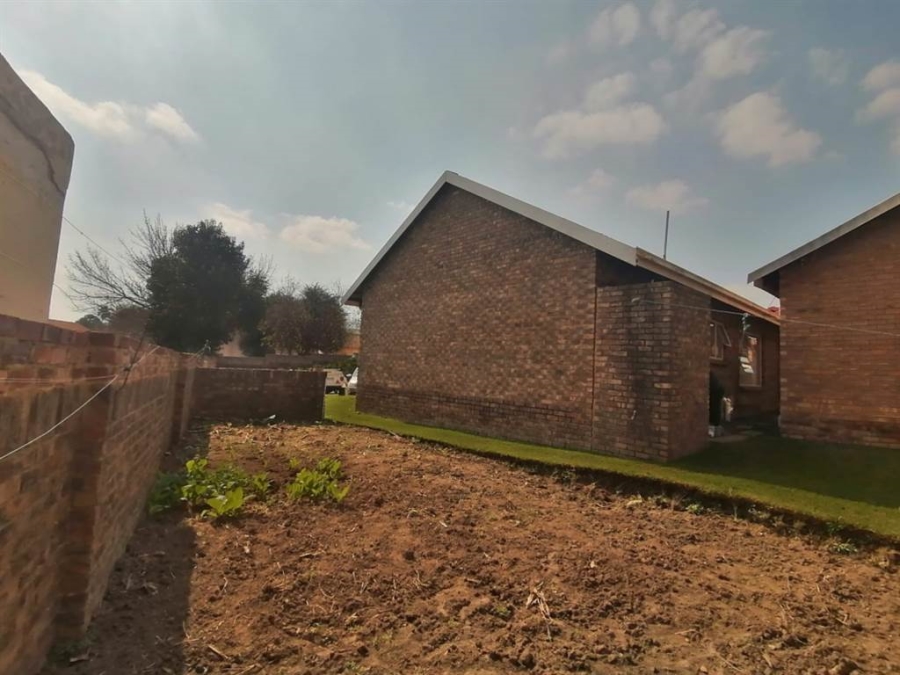 3 Bedroom Property for Sale in Birch Acres Gauteng