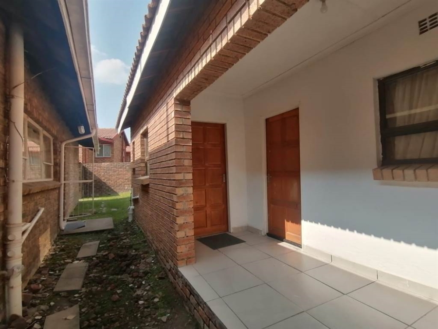 3 Bedroom Property for Sale in Birch Acres Gauteng