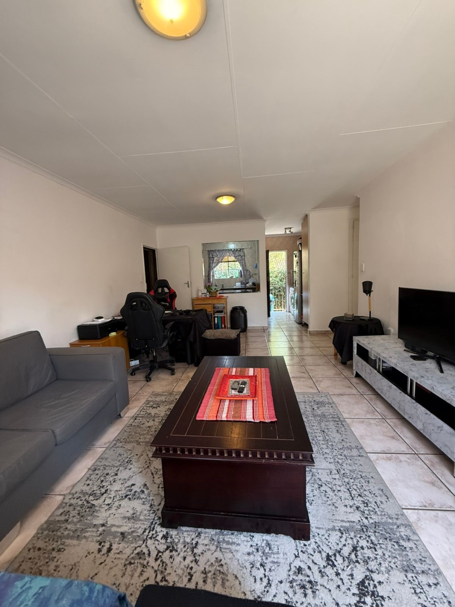 To Let 3 Bedroom Property for Rent in Craigavon Gauteng