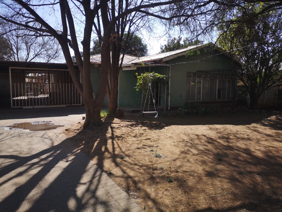 4 Bedroom Property for Sale in Duncanville Gauteng