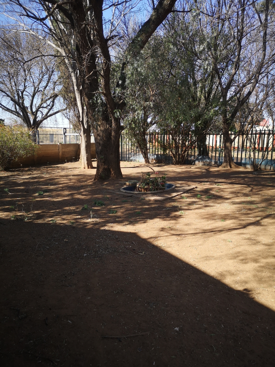 4 Bedroom Property for Sale in Duncanville Gauteng