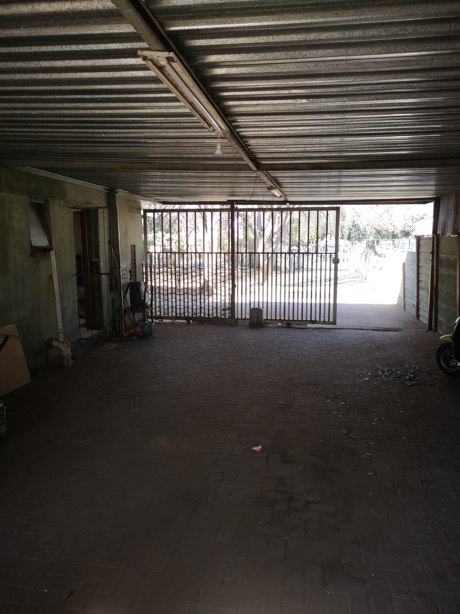 4 Bedroom Property for Sale in Duncanville Gauteng