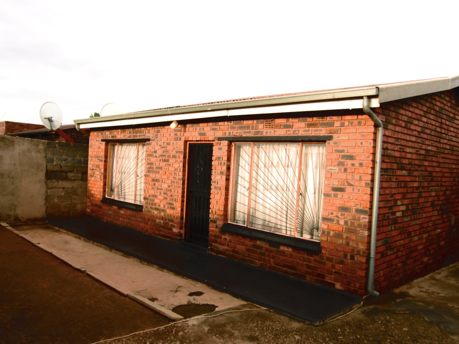 2 Bedroom Property for Sale in Tembisa Central Gauteng
