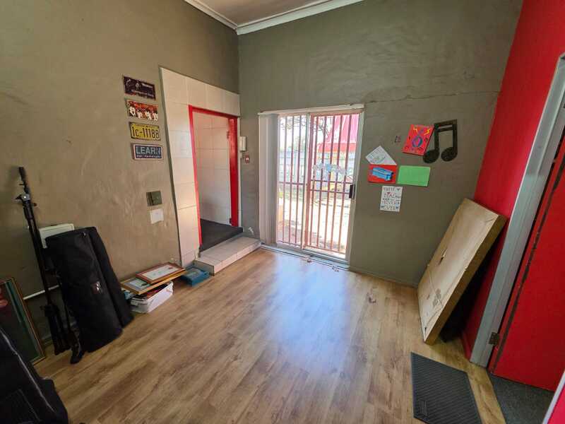 5 Bedroom Property for Sale in Vanderbijlpark SW 1 Gauteng