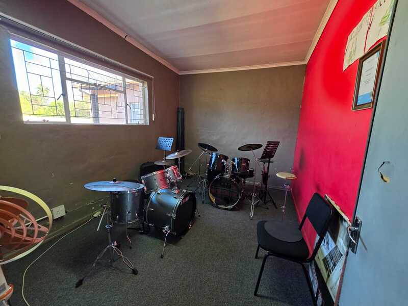 5 Bedroom Property for Sale in Vanderbijlpark SW 1 Gauteng