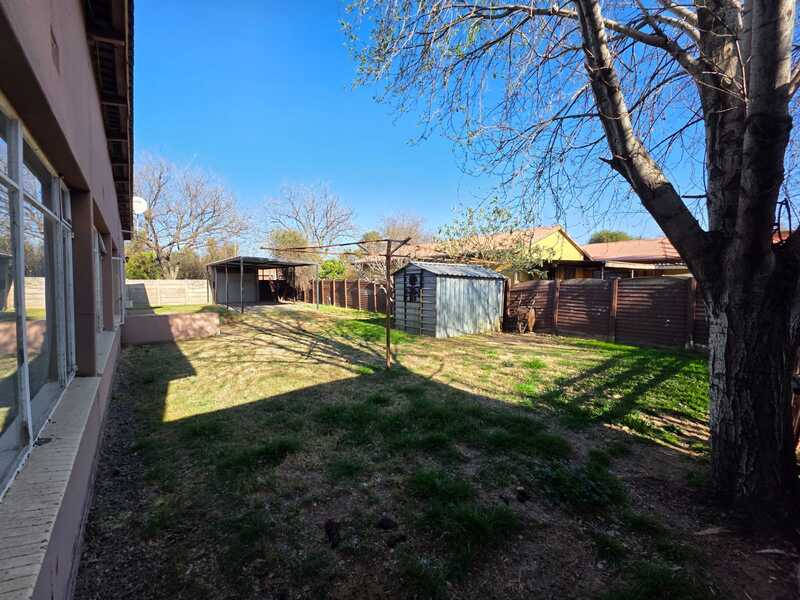 5 Bedroom Property for Sale in Vanderbijlpark SW 1 Gauteng