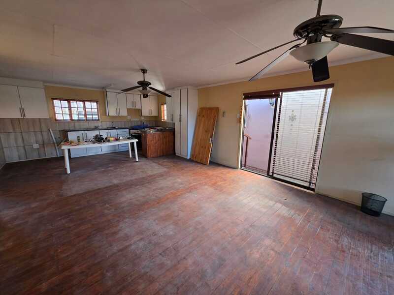 5 Bedroom Property for Sale in Vanderbijlpark SW 1 Gauteng