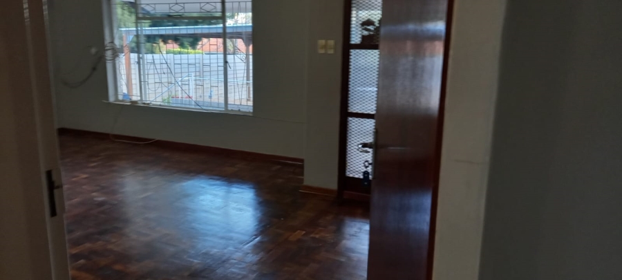 To Let 3 Bedroom Property for Rent in Waverley Gauteng