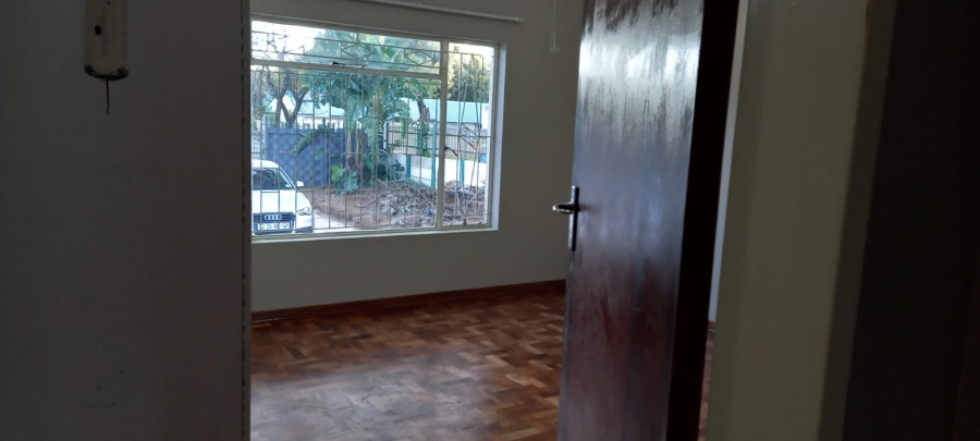 To Let 3 Bedroom Property for Rent in Waverley Gauteng
