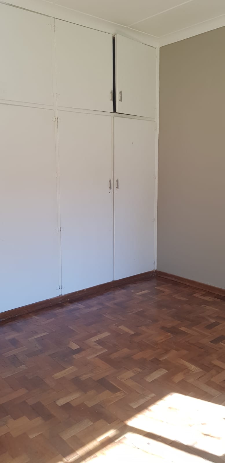 To Let 3 Bedroom Property for Rent in Waverley Gauteng
