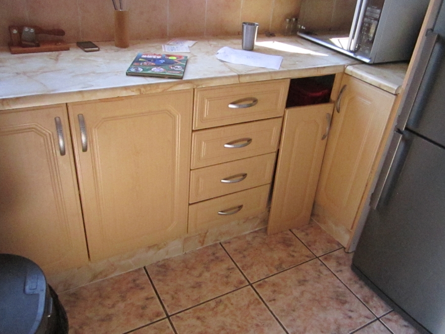 2 Bedroom Property for Sale in Ebony Park Gauteng