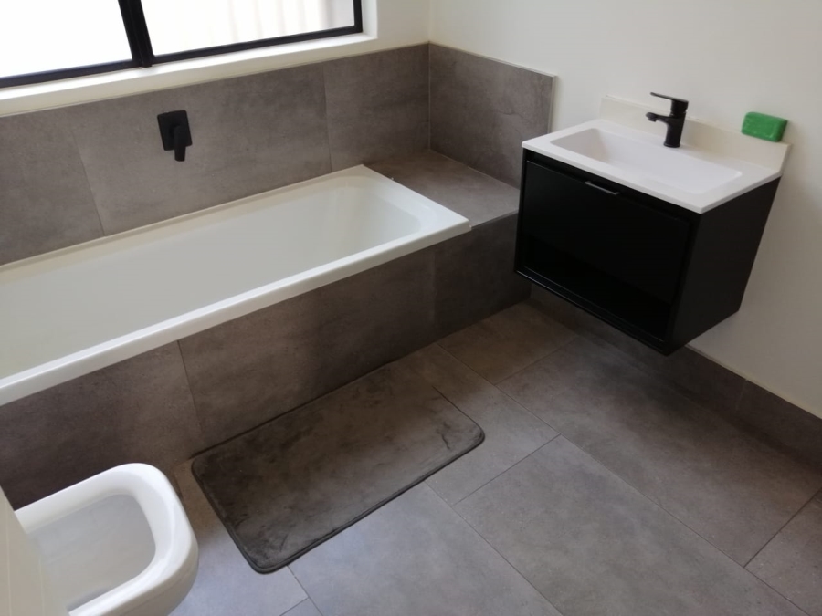 To Let 3 Bedroom Property for Rent in Hyde Park Gauteng