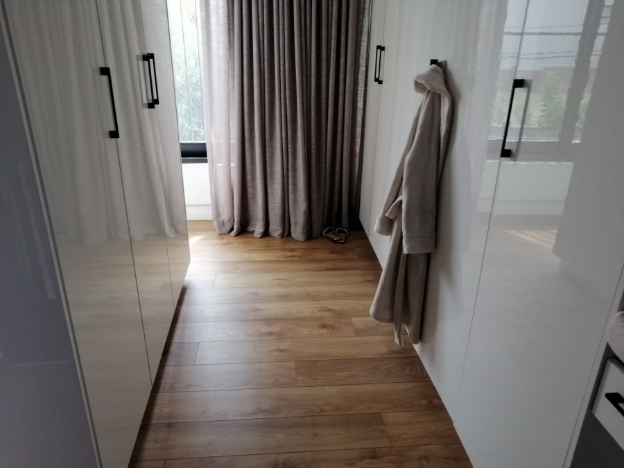 To Let 3 Bedroom Property for Rent in Hyde Park Gauteng