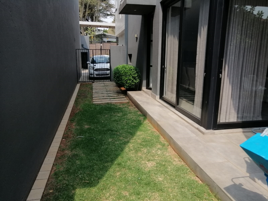 To Let 3 Bedroom Property for Rent in Hyde Park Gauteng