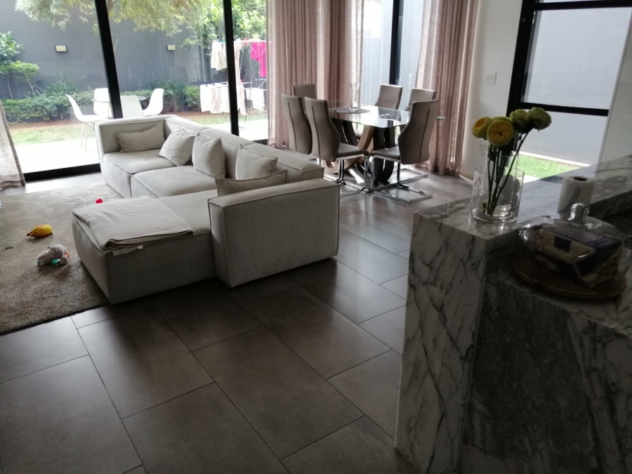 To Let 3 Bedroom Property for Rent in Hyde Park Gauteng