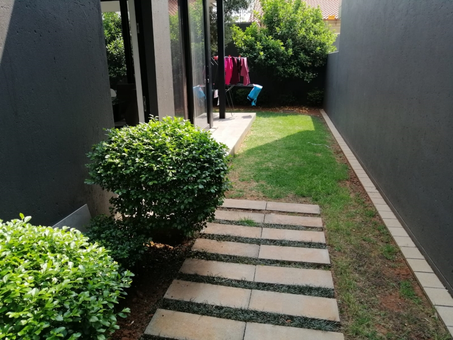 To Let 3 Bedroom Property for Rent in Hyde Park Gauteng
