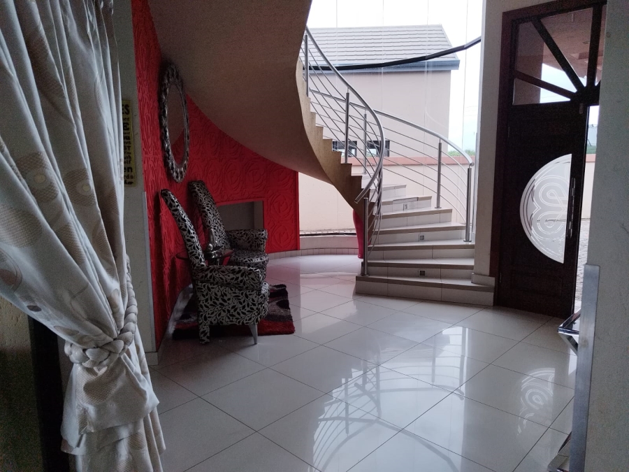 4 Bedroom Property for Sale in Serengeti Lifestyle Estate Gauteng