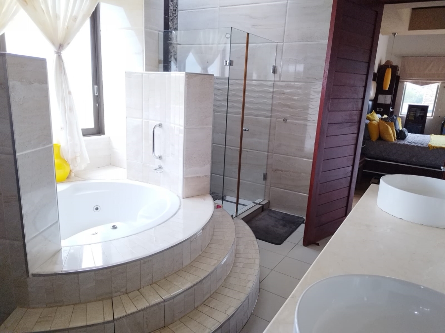 4 Bedroom Property for Sale in Serengeti Lifestyle Estate Gauteng